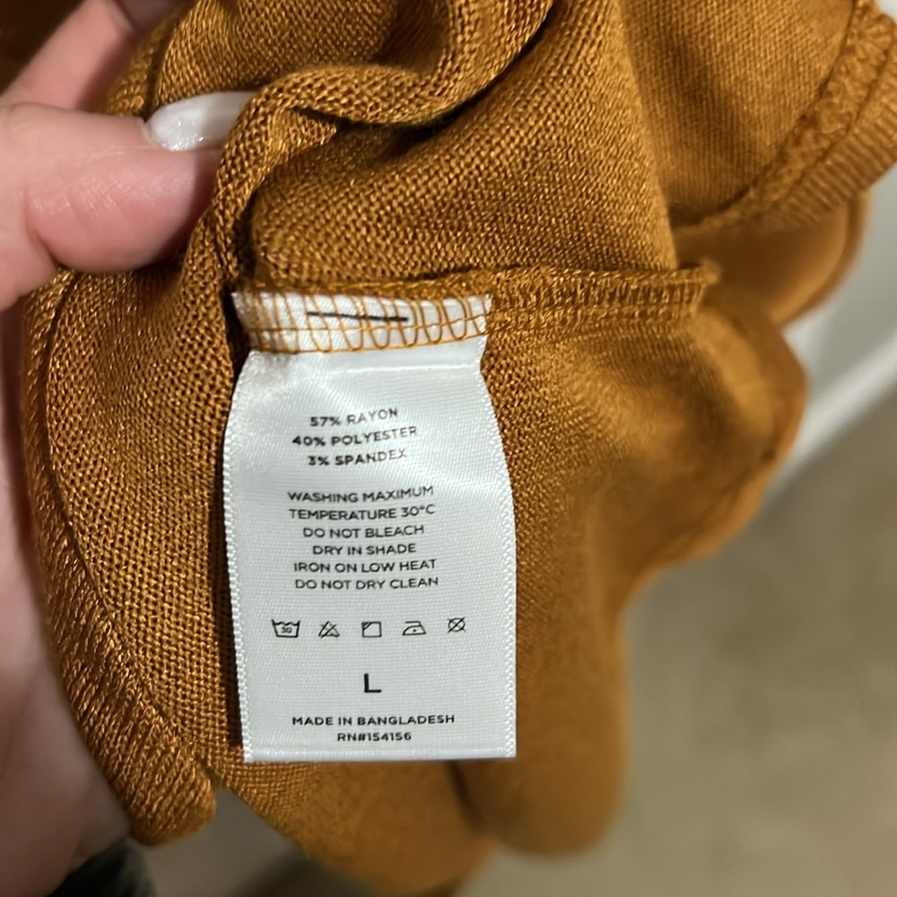 Mod Ref v-neck - Picture 5 of 5
